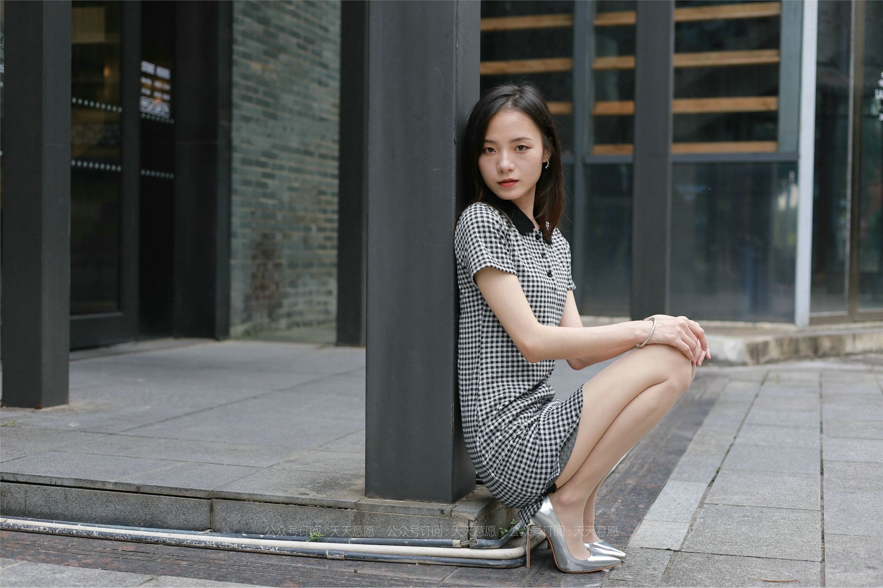 IESS异思趣向  2021.07.22 丝享家867：小六《格子连衣裙》